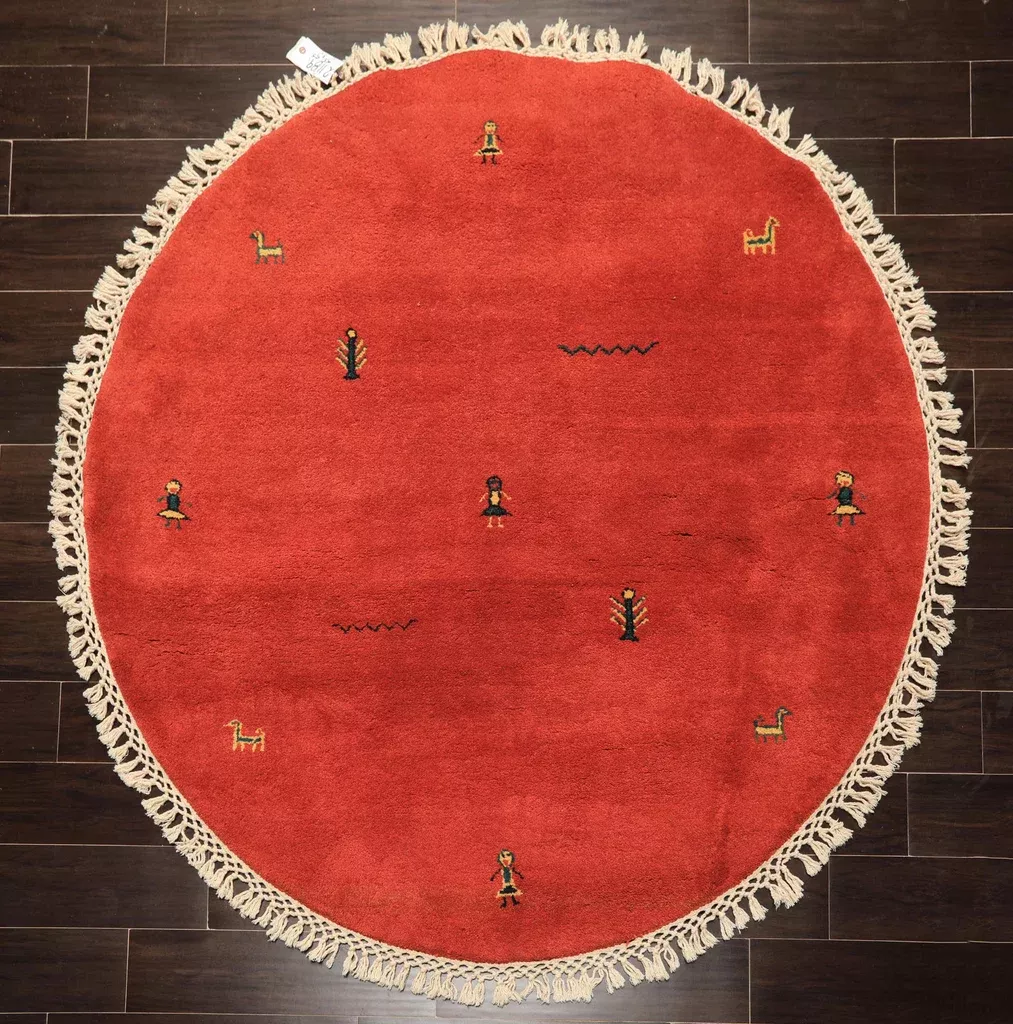 5'5''x5'5'' Round Hand Knotted Wool Coral Gold Gabbeh Modern & Contemporary Pictorial Plush Pile Rug